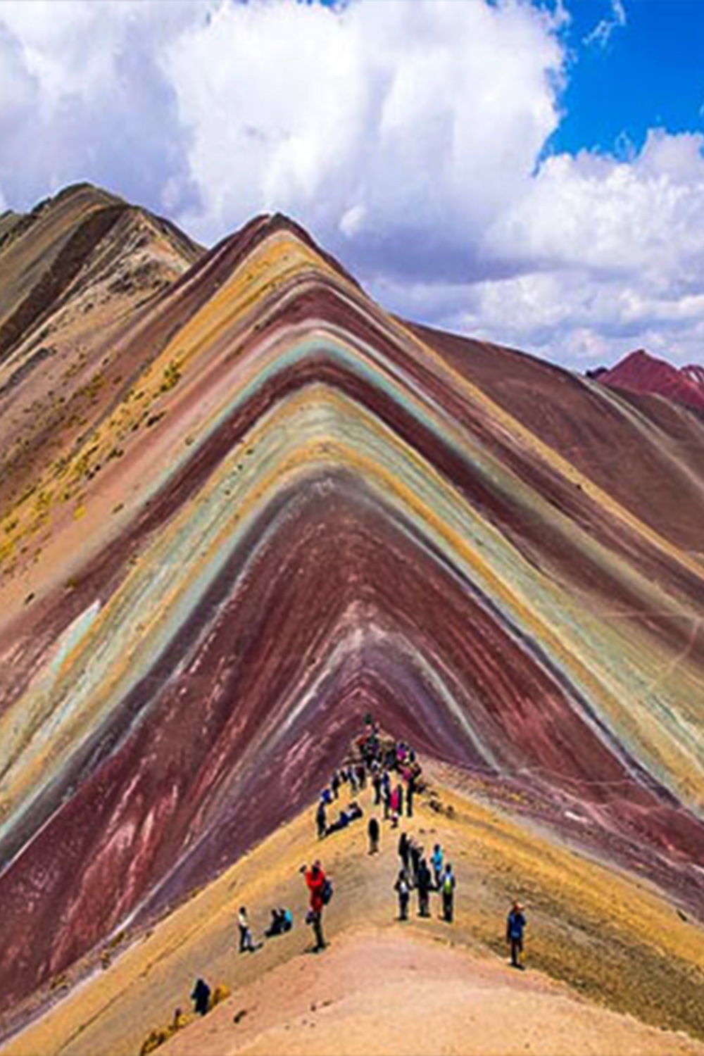 valle sagrado cusco peru viajes tours montaña de arcoiris